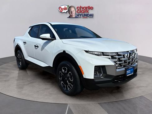Certified 2024 Hyundai Santa Cruz SEL FWD image 7
