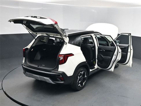 New 2026 Kia Seltos S image 34