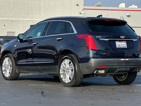 Used 2017 Cadillac XT5 Premium Luxury w/ Driver Assist Package image 7