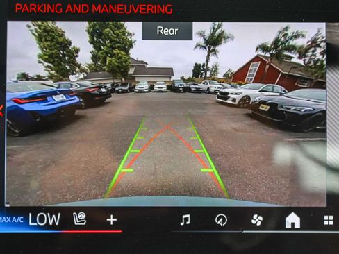 New 2026 BMW i4 eDrive40 w/ Premium Package RWD image 24