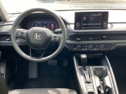 Used 2025 Honda Accord SE image 8