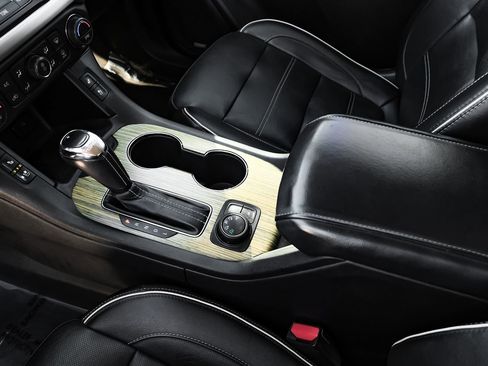 Used 2019 GMC Acadia Denali w/ Technology Package image 29