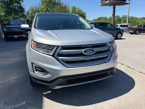 Used 2017 Ford Edge Titanium w/ Technology Package AWD/4WD image 22