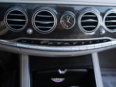 Used 2017 Mercedes-Benz S 550 550 w/ Premium Package image 34