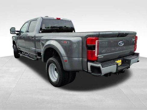 New 2026 Ford F350 XLT w/ 360-Degree Camera Package AWD/4WD image 6