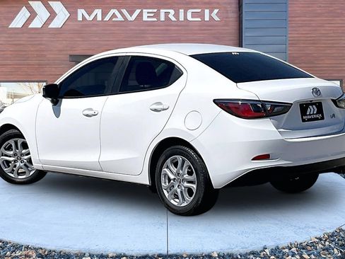 Used 2018 Toyota Yaris iA FWD image 4