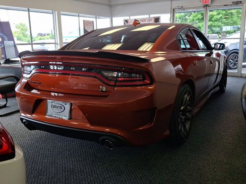 Used 2023 Dodge Charger Scat Pack RWD image 4