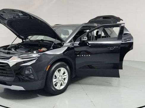 Used 2021 Chevrolet Blazer LT image 9