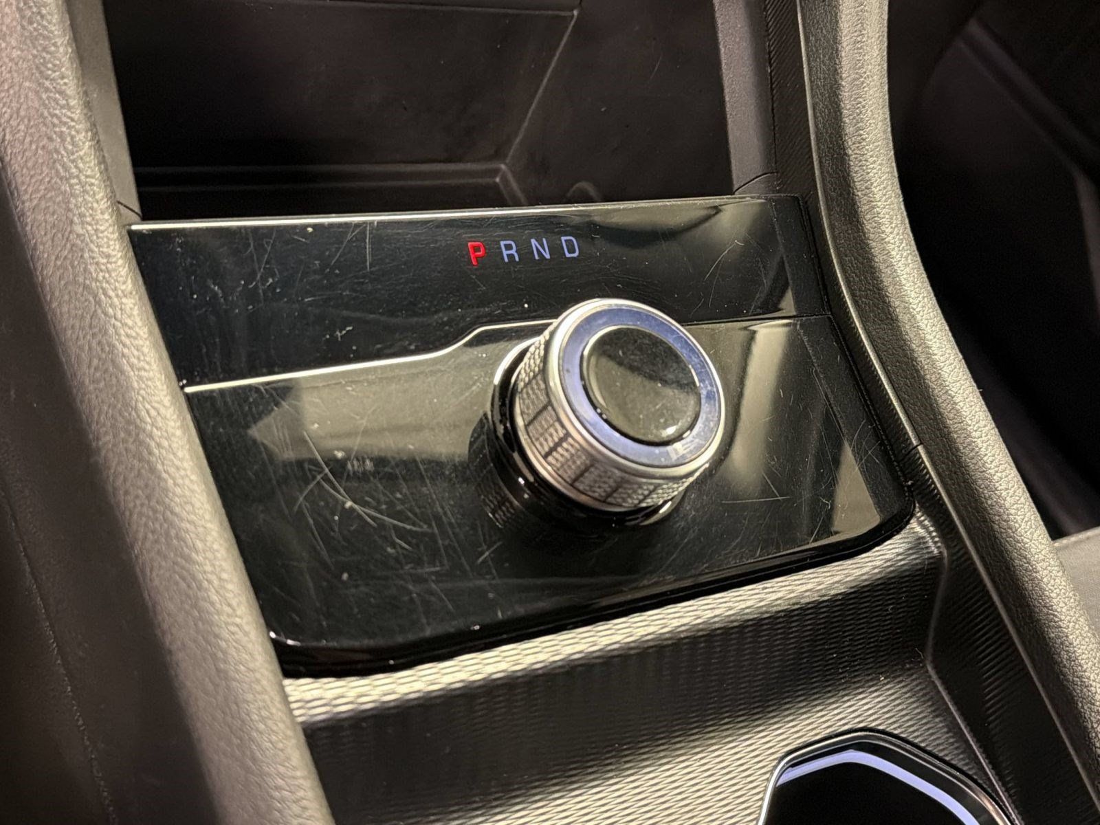 Used 2023 Jeep Grand Cherokee L Laredo RWD image 19