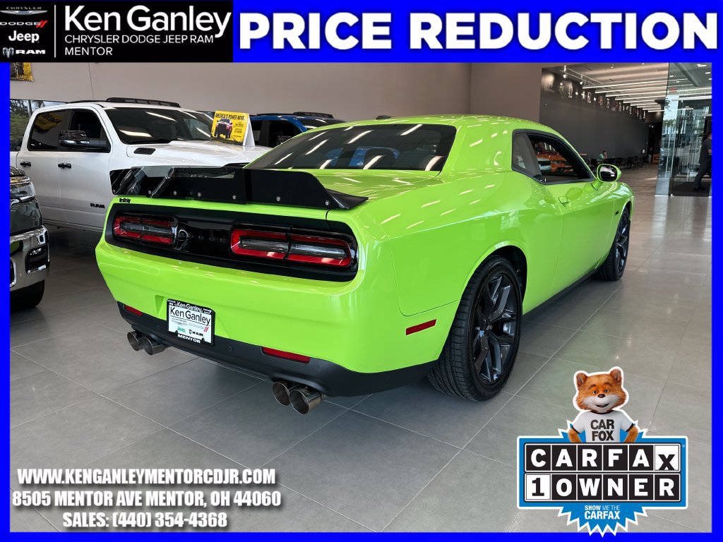 Certified 2023 Dodge Challenger R/T w/ Blacktop Package RWD image 9