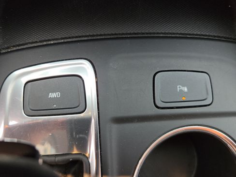 Used 2024 Chevrolet Equinox LT AWD/4WD image 36