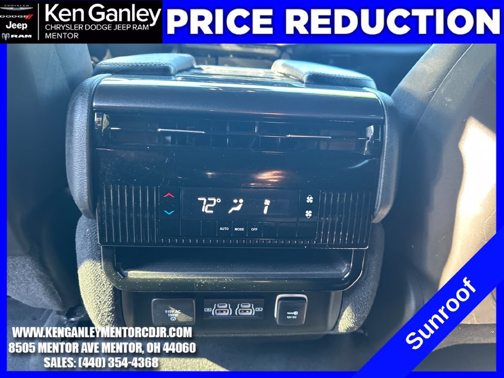 Used 2024 Jeep Wagoneer 4WD image 25