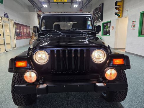 Used 2005 Jeep Wrangler Sport w/ 30" Tire & Wheel Group image 3