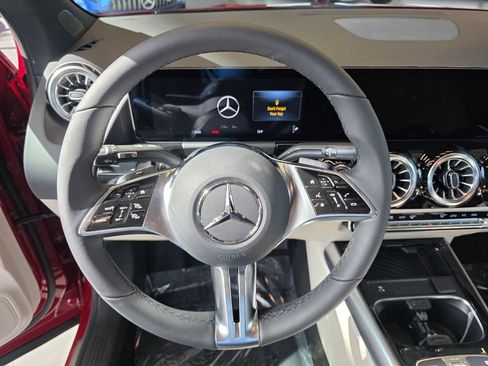 New 2026 Mercedes-Benz GLA 250 image 12