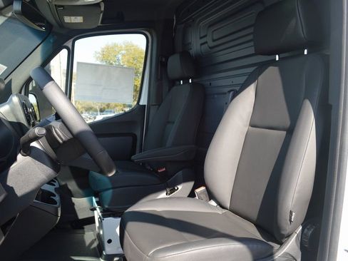 New 2026 Mercedes-Benz Sprinter 2500 image 18
