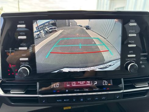 Used 2021 Toyota Sienna XLE w/ XLE Plus Package AWD/4WD image 26