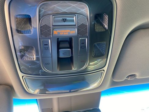 Used 2022 Genesis G80 2.5T w/ Prestige Package image 40