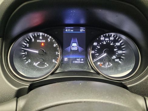 Used 2019 Nissan Rogue Sport SV image 23