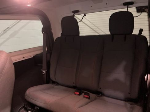 Used 2024 Jeep Wrangler Rubicon w/ Technology Group image 20