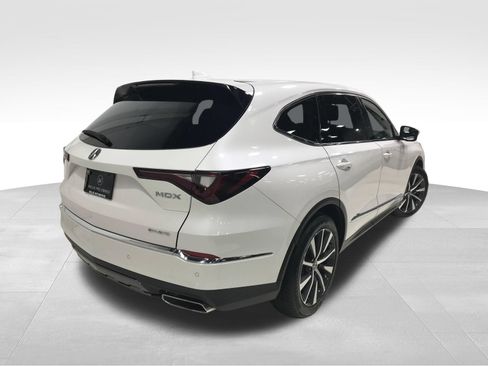 Used 2025 Acura MDX SH-AWD w/ Technology Package image 12