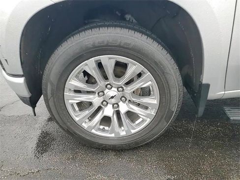 Certified 2020 Chevrolet Silverado 1500 RST image 7