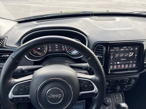 Used 2019 Jeep Compass Limited image 20