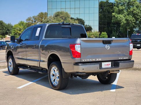 Used 2023 Nissan Titan SV w/ SV Convenience Package AWD/4WD image 4