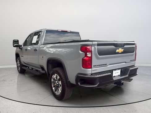 Certified 2024 Chevrolet Silverado 2500 Custom w/ Custom Value Package AWD/4WD image 9