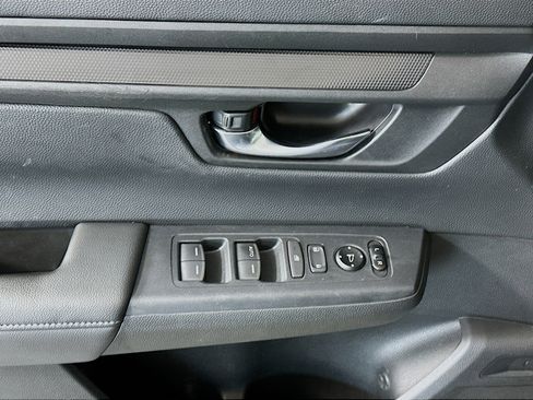 Used 2025 Honda CR-V LX image 15