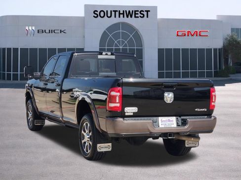 Used 2024 RAM 3500 Limited w/ Towing Technology Group AWD/4WD image 4