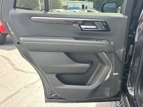New 2026 Chevrolet Tahoe Z71 w/ Z71 Off-Road Package AWD/4WD image 23