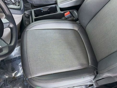 Used 2022 Ford Transit Connect XL image 17