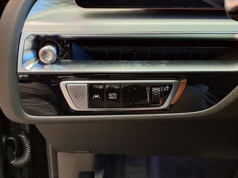 New 2026 Cadillac Lyriq V AWD/4WD image 16