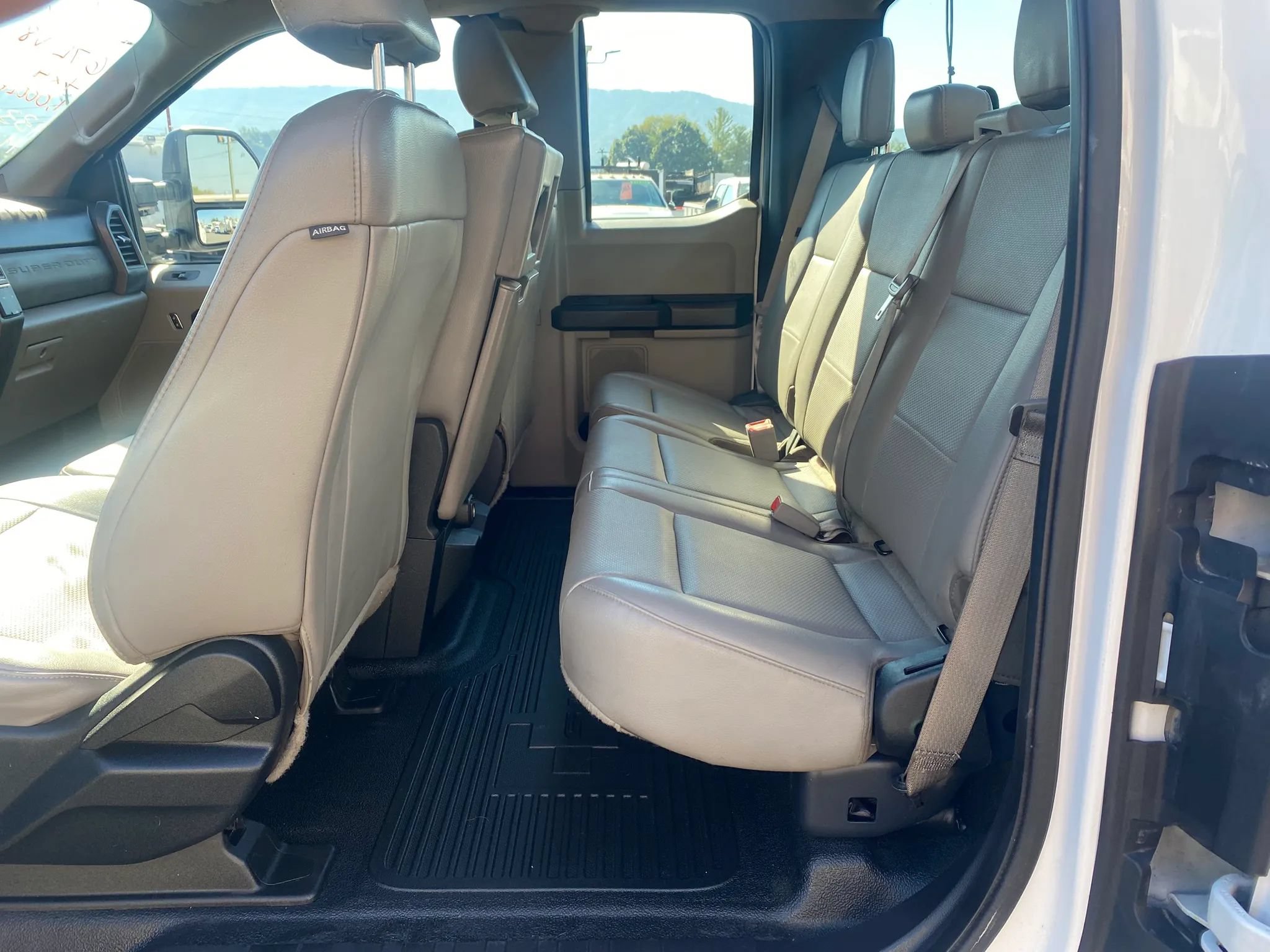 Used 2017 Ford F250 XL w/ Power Equipment Group AWD/4WD image 25