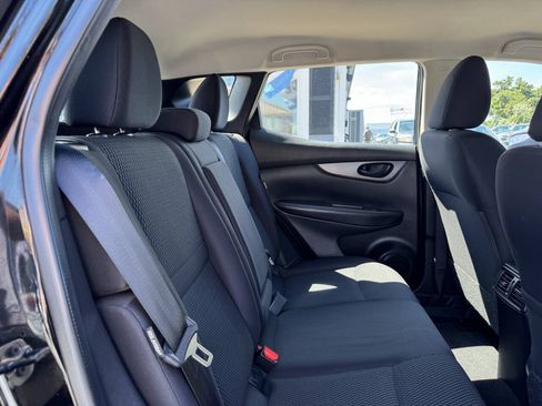 Used 2020 Nissan Rogue Sport S AWD/4WD image 27