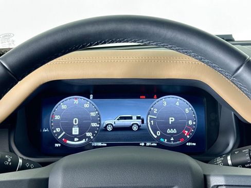 Used 2025 Land Rover Defender 110 S image 10