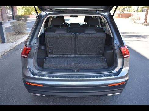 Used 2021 Volkswagen Tiguan S FWD image 24