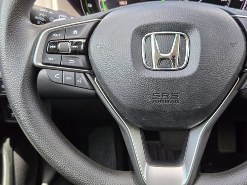 Used 2019 Honda Accord EX image 18