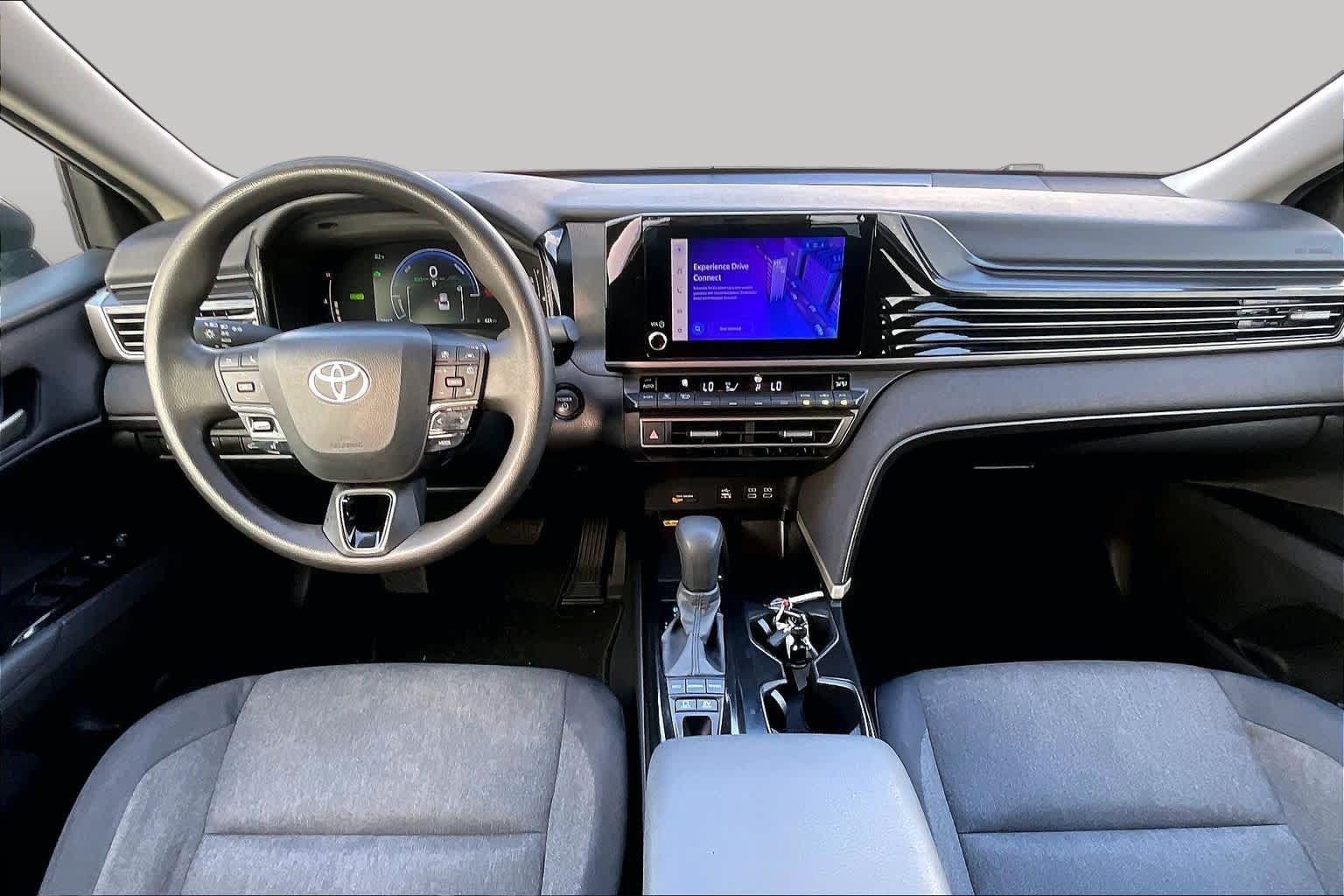 Used 2025 Toyota Camry LE FWD image 14