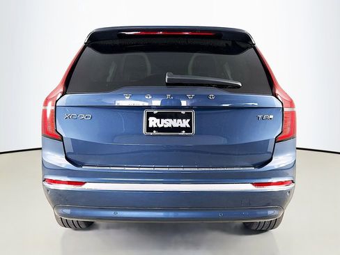 New 2026 Volvo XC90 T8 Ultra w/ Protection Package Premier AWD/4WD image 6