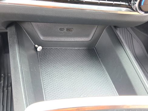 Used 2025 Chevrolet Equinox ACTIV w/ Safety and Technology Package image 22