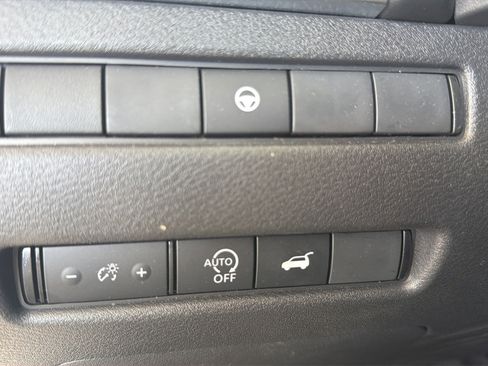 Certified 2023 Nissan Rogue SV w/ SV Premium B Package AWD/4WD image 26