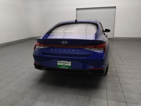 Used 2023 Hyundai Elantra SEL w/ Convenience Package FWD image 7