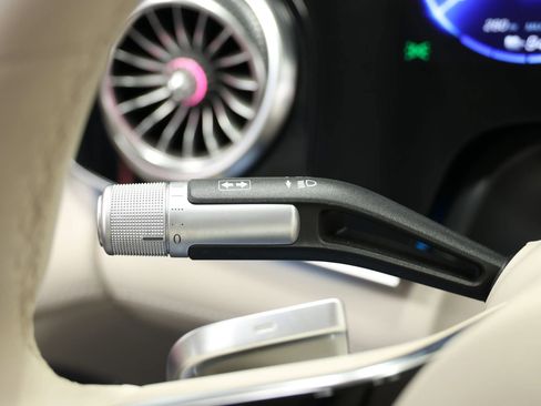 Used 2023 Mercedes-Benz EQS 580 EQS 580 4MATIC Sedan 4D image 26