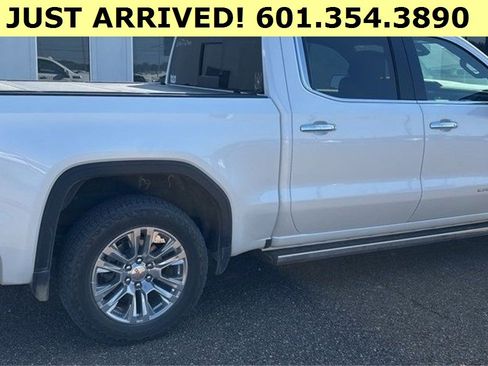 Used 2023 GMC Sierra 1500 Denali w/ Technology Package image 5
