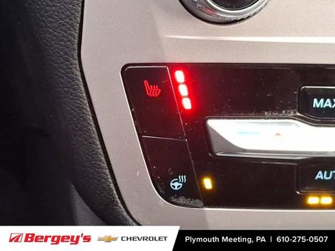 Used 2023 Ford Explorer XLT w/ Equipment Group 202A image 27