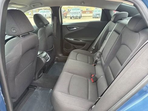 Used 2024 Chevrolet Malibu LT image 32