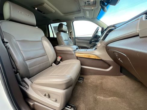 Used 2016 GMC Yukon Denali w/ Open Road Package image 21