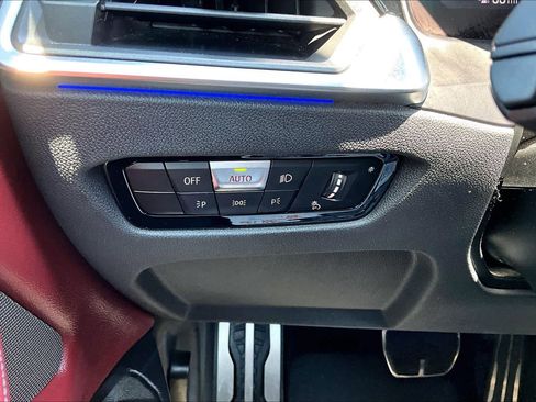 Used 2022 BMW M440i Convertible RWD image 34