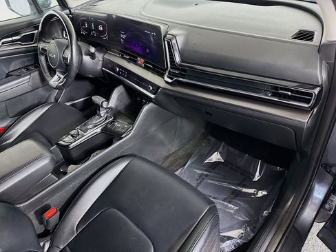 Used 2023 Kia Sportage EX image 30